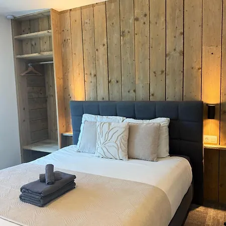 Apartmán Vernieuwde In Het Centrum